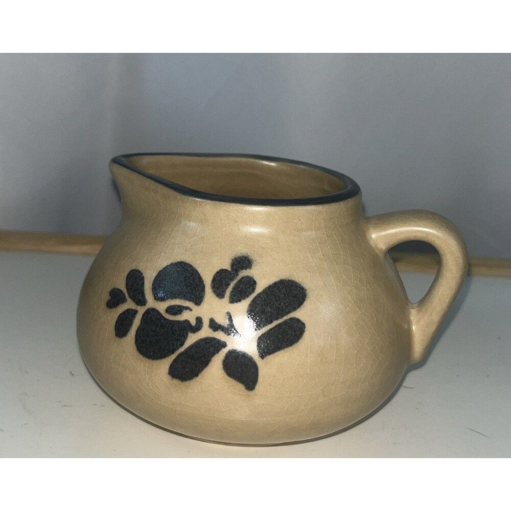 Vintage Pfaltzgraff  Folk Art Gravy Boat Tan Blue Stoneware Castle Logo